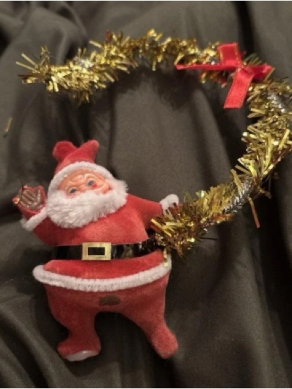 Festive Red Santa Wreath Accent with Gold Tinsel